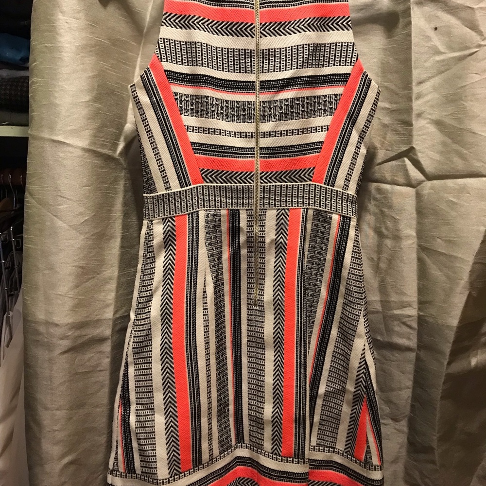 Dress - Picture 6 of 8